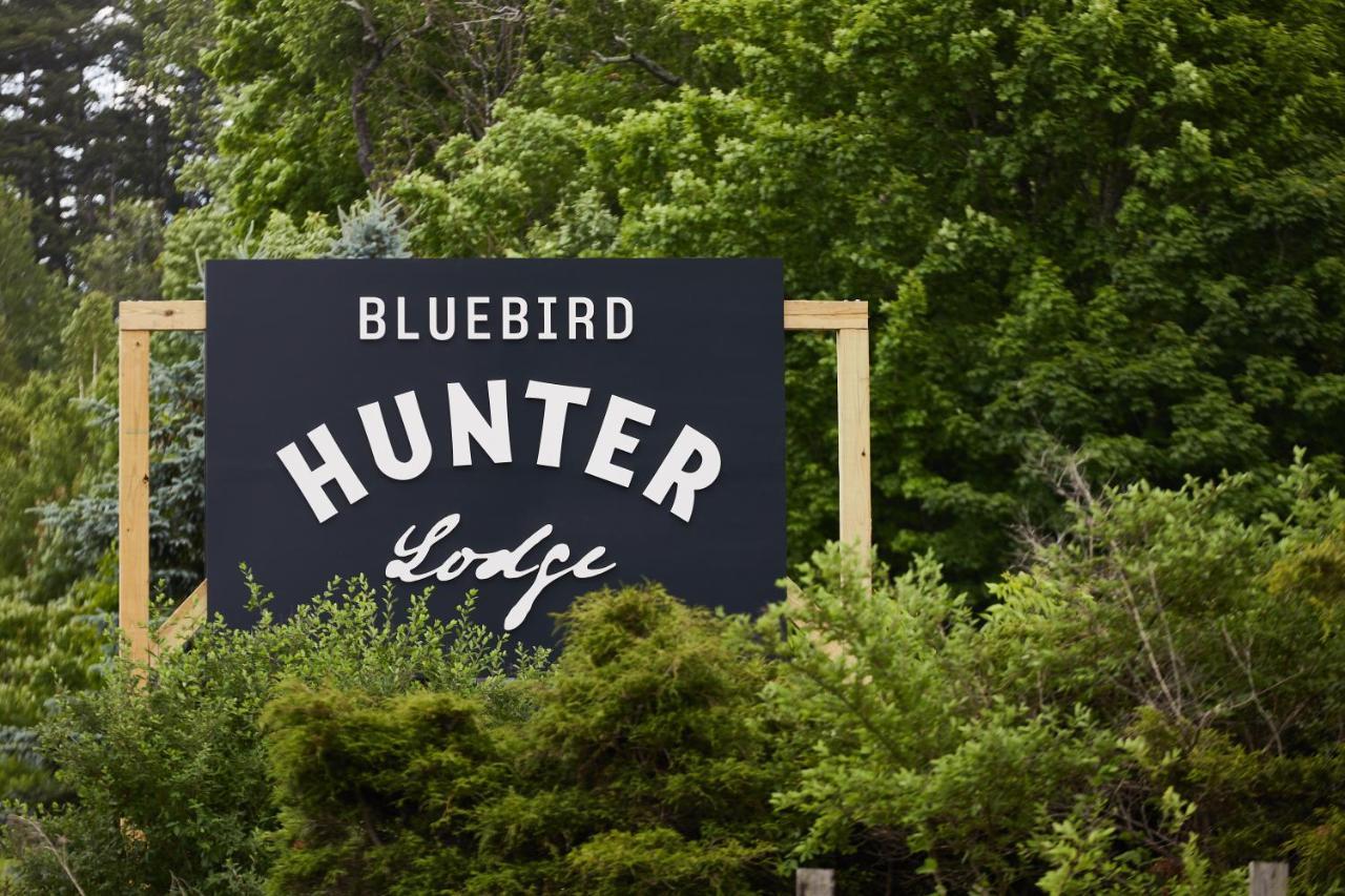 Hunter Lodge, A Bluebird By Lark 外观 照片